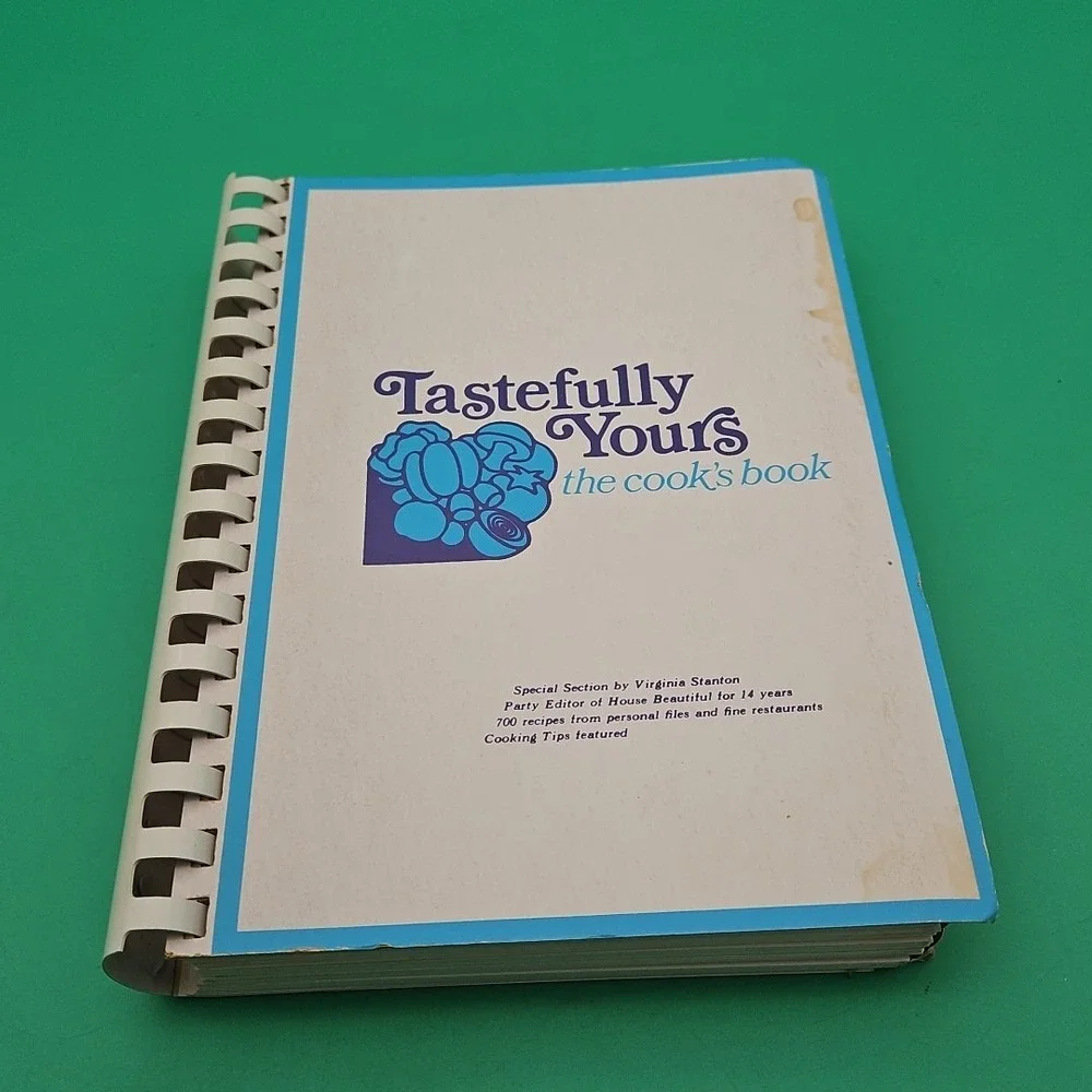Tastefully Yours Cookbook Vintage 1975 700 Recipes Book